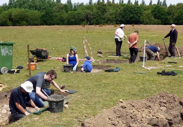 Volunteers at work at Brimelow