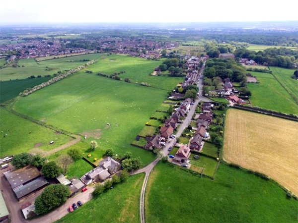 Toddington Lane (looking toward Wigan)