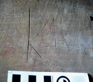 Engraved letter ‘R’ – with inverted V added (2 examples)